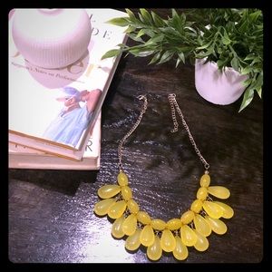 ⬇️REDUCED⬇️Fashion piece, modern necklace